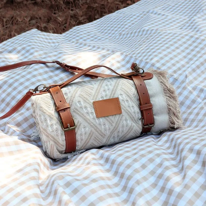 Coperta da picnic con frange blu