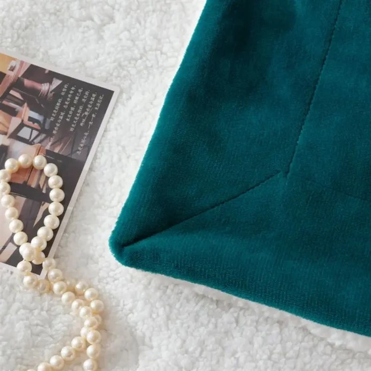 Fluffy Throw Blankets