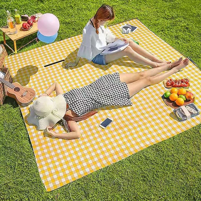 Coperta Da Picnic Su Erba