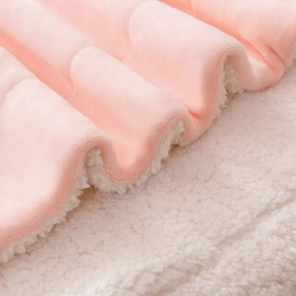Coperta in sherpa rosa